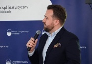 Samorządowcy Związku Miast i Gmin Regionu Świętokrzyskiego na szkoleniu  w Starachowicach, rozmiar: 93 KB