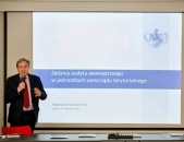 Samorządowcy Związku Miast i Gmin Regionu Świętokrzyskiego na szkoleniu  w Starachowicach, rozmiar: 90 KB
